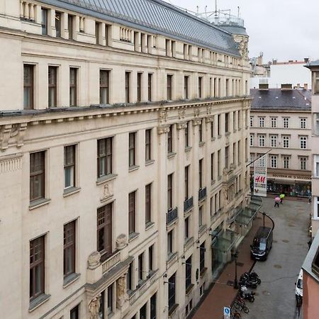 Aranykez 4-6: Downtown Studio Budapest Exterior photo